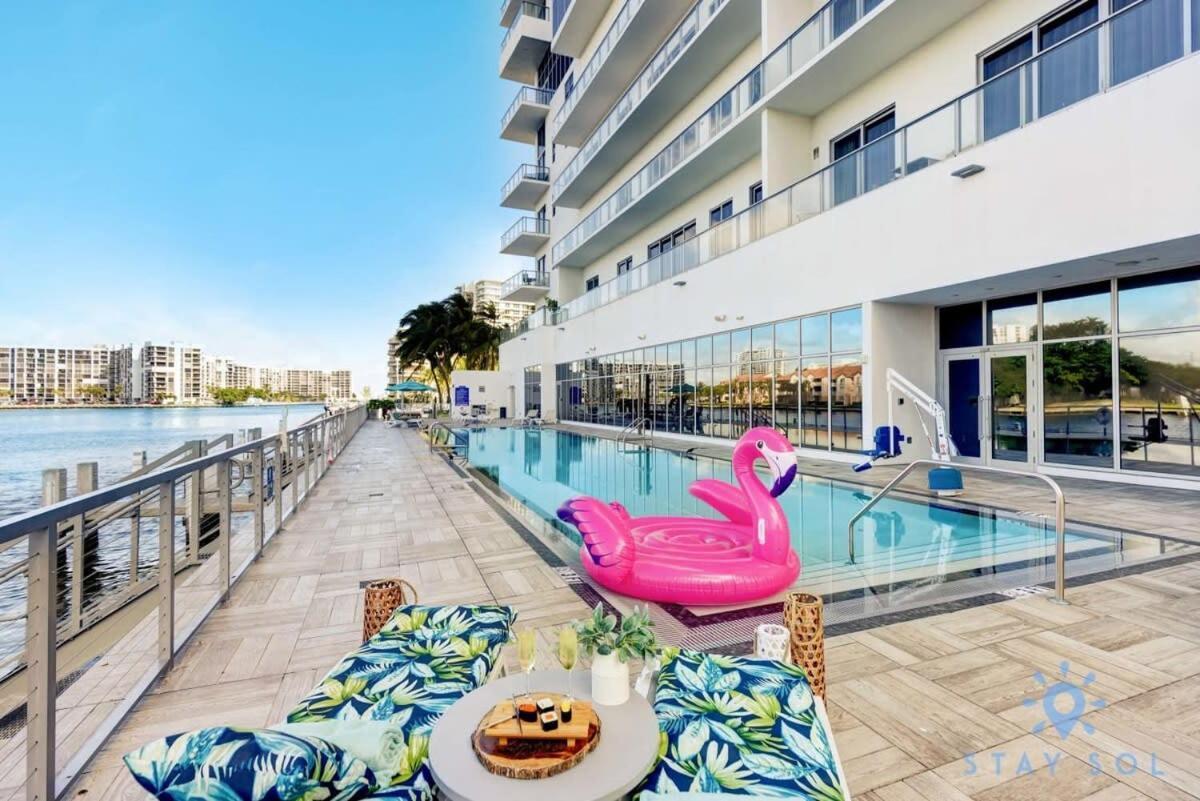 شقة Wrap Around Balcony - Insane Views - Amazing Pools هوليوود المظهر الخارجي الصورة