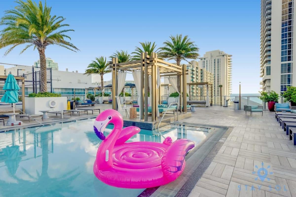 شقة Wrap Around Balcony - Insane Views - Amazing Pools هوليوود المظهر الخارجي الصورة